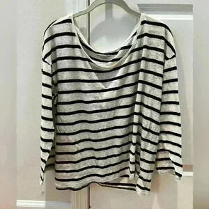 American Eagle Black and White Striped 3/4 Sleeve Shirt Size XL